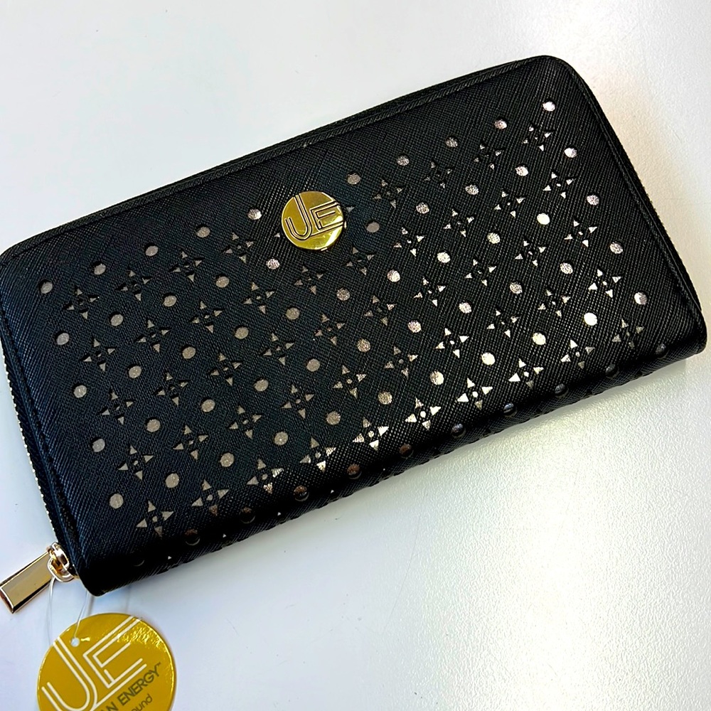 Black Zip Around Wallet NEW  8”x4.5” Card and money holder